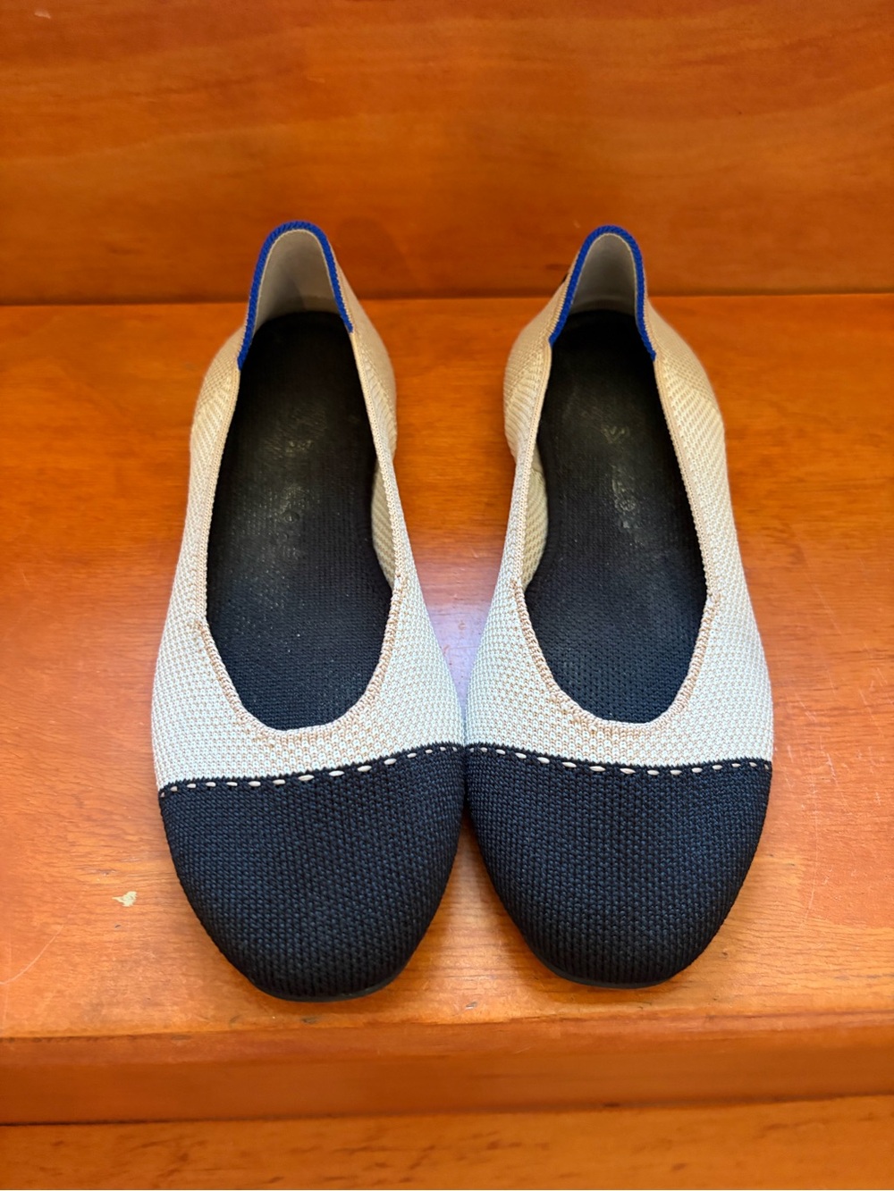 Rothyâs Tuxedo